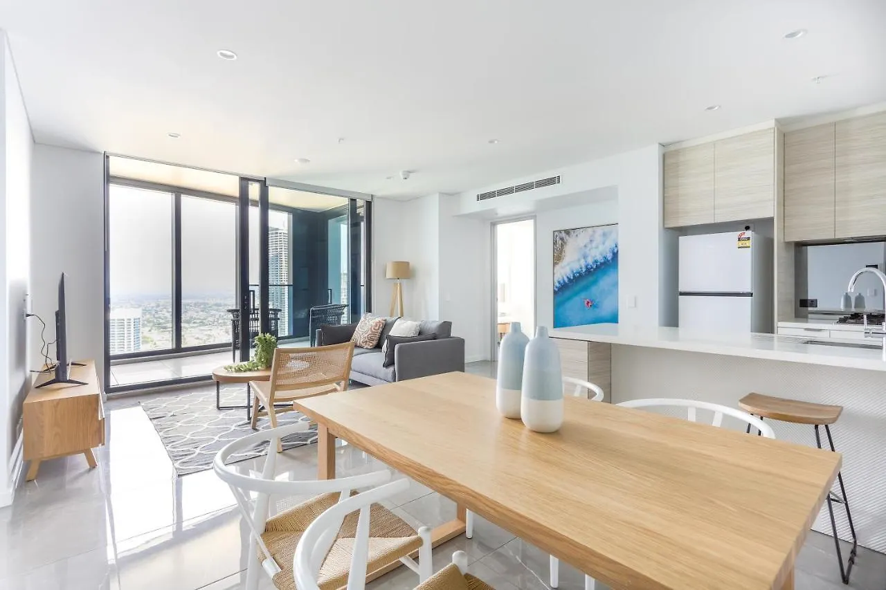 Sea View Beachfront Apartment In Surfers Gold Coast Avustralya