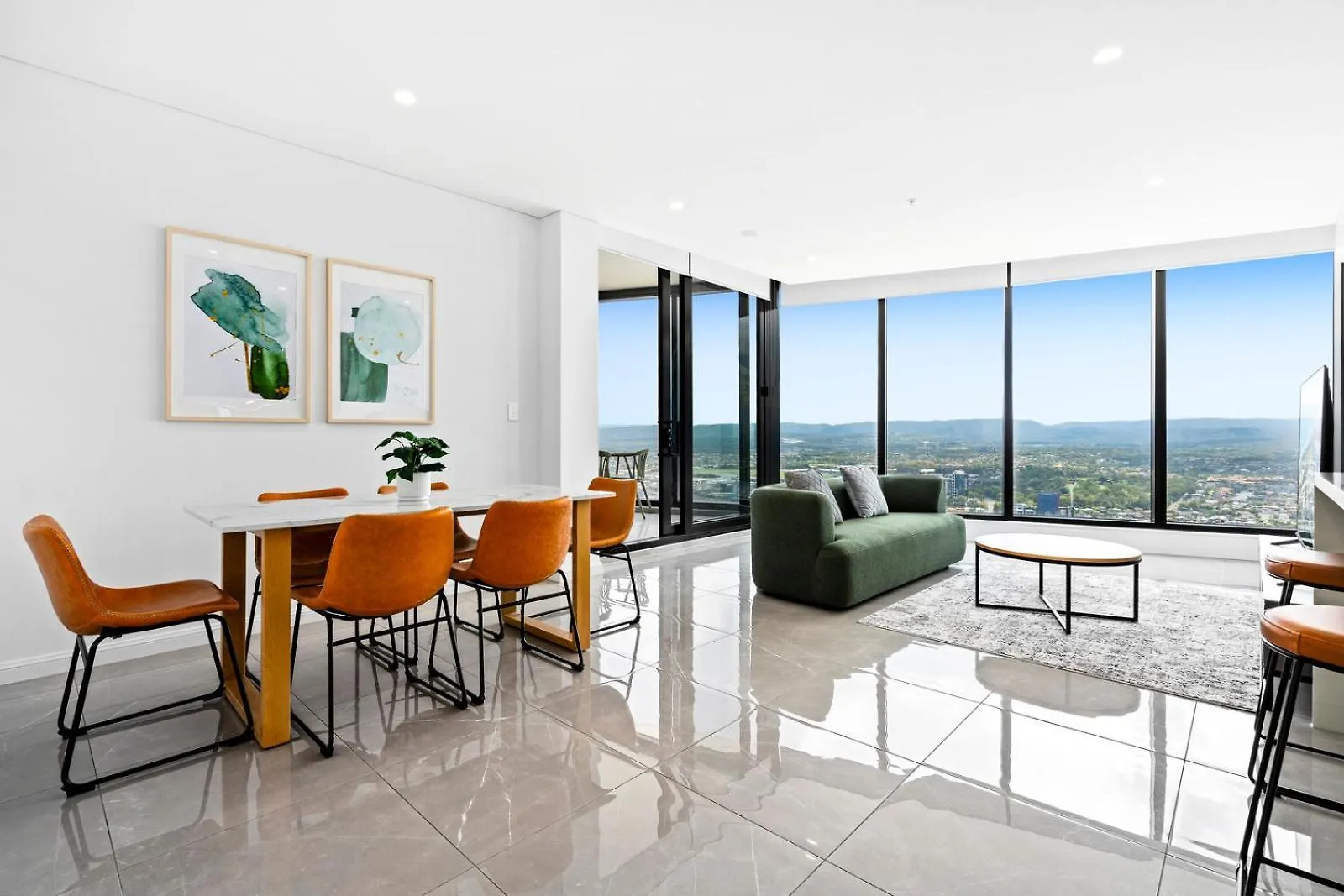 Sea View Beachfront Apartment In Surfers Gold Coast 0*,  Avustralya