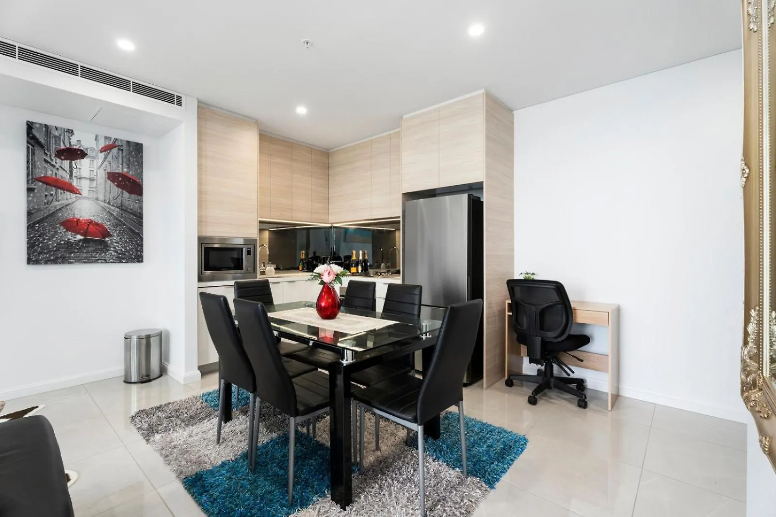 Sea View Beachfront Apartment In Surfers Gold Coast Avustralya