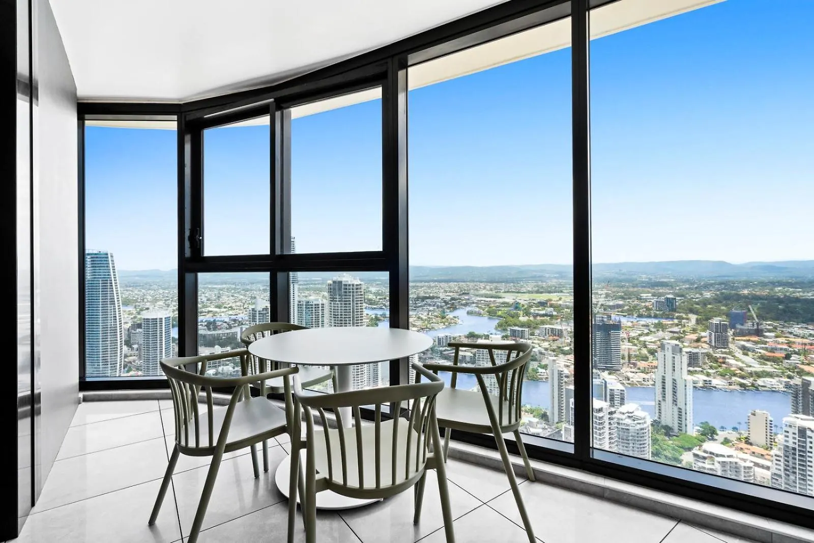 Sea View Beachfront Apartment In Surfers Gold Coast 0*,