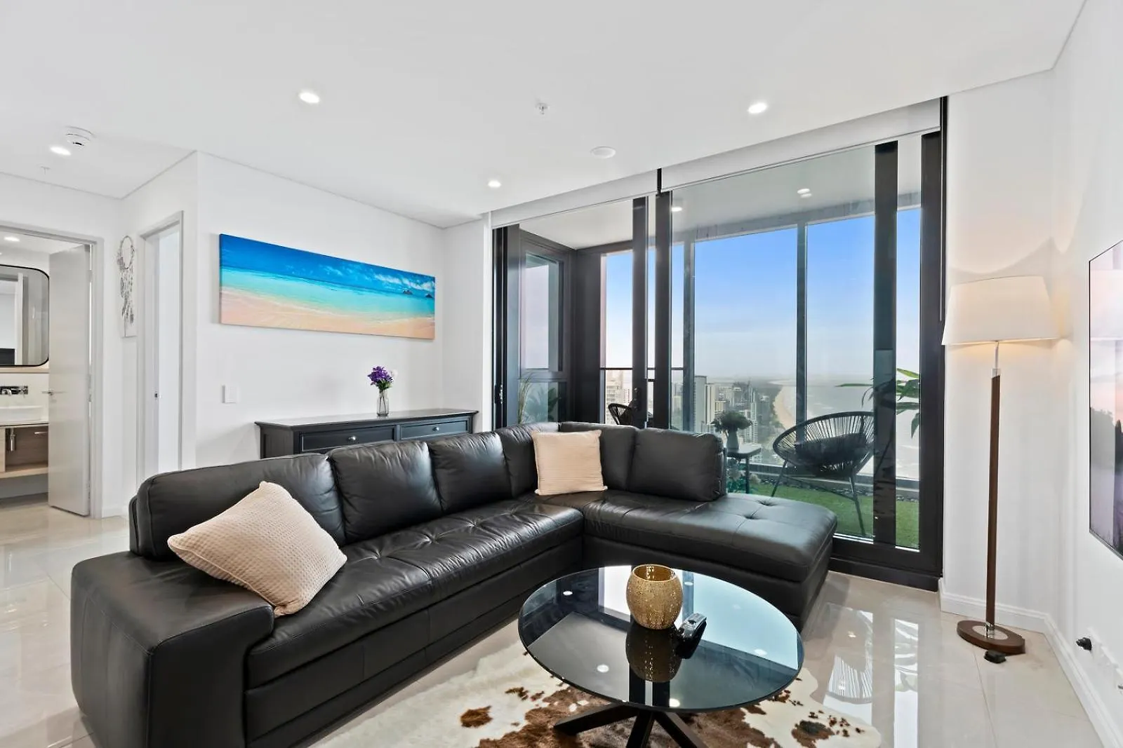 Sea View Beachfront Apartment In Surfers Gold Coast 0*,  Ausztrália