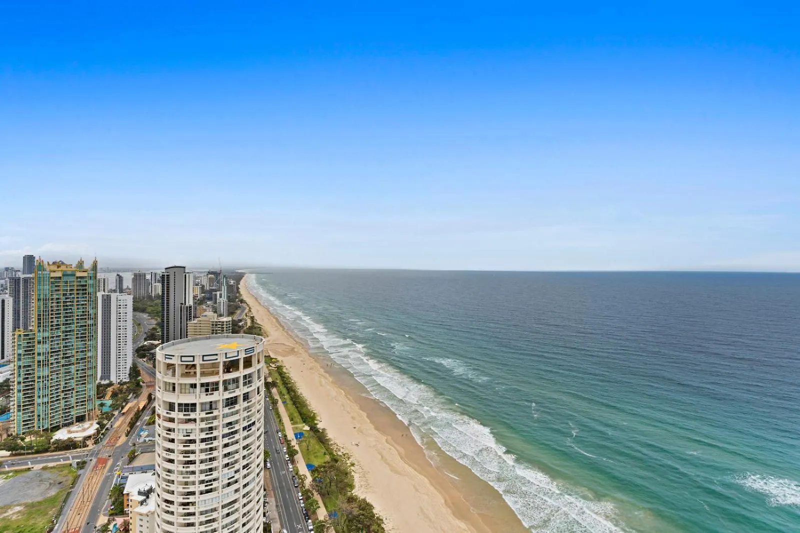 Sea View Beachfront Apartment In Surfers Gold Coast Ausztrália